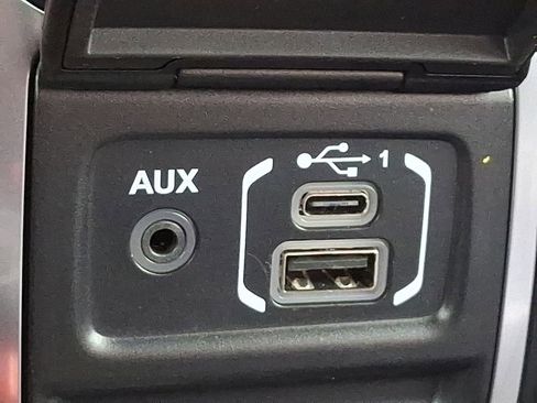 Used 2020 Jeep Wrangler Unlimited Rubicon image 25