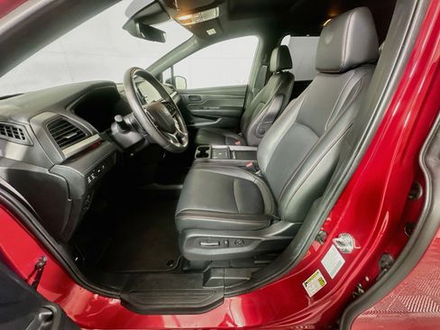 Used 2025 Honda Odyssey Sport-L image 13