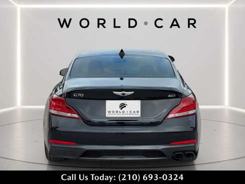 Used 2020 Genesis G70 2.0T w/ Prestige Package RWD image 4