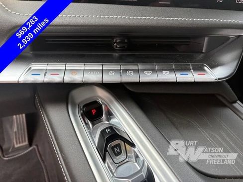 Used 2026 Chevrolet Corvette Stingray Coupe w/ Battery Protection Package RWD image 19