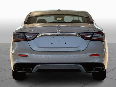 Used 2022 Nissan Maxima SV w/ Floor Mat Group FWD image 4