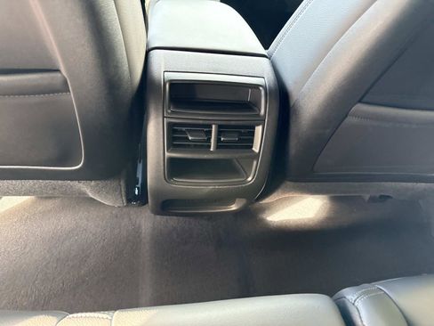 New 2026 Cadillac XT5 Luxury w/ LPO, Floor Liner Package image 17