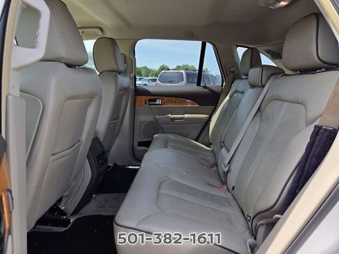 Used 2014 Lincoln MKX FWD w/ Equipment Group 101A image 12