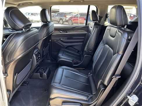 Used 2023 Jeep Grand Cherokee L Limited image 26