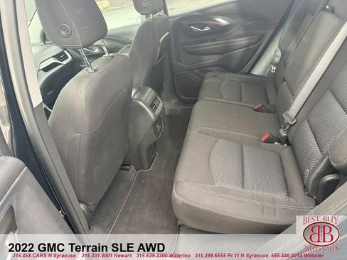Used 2022 GMC Terrain SLE w/ Driver Convenience Package AWD/4WD image 10