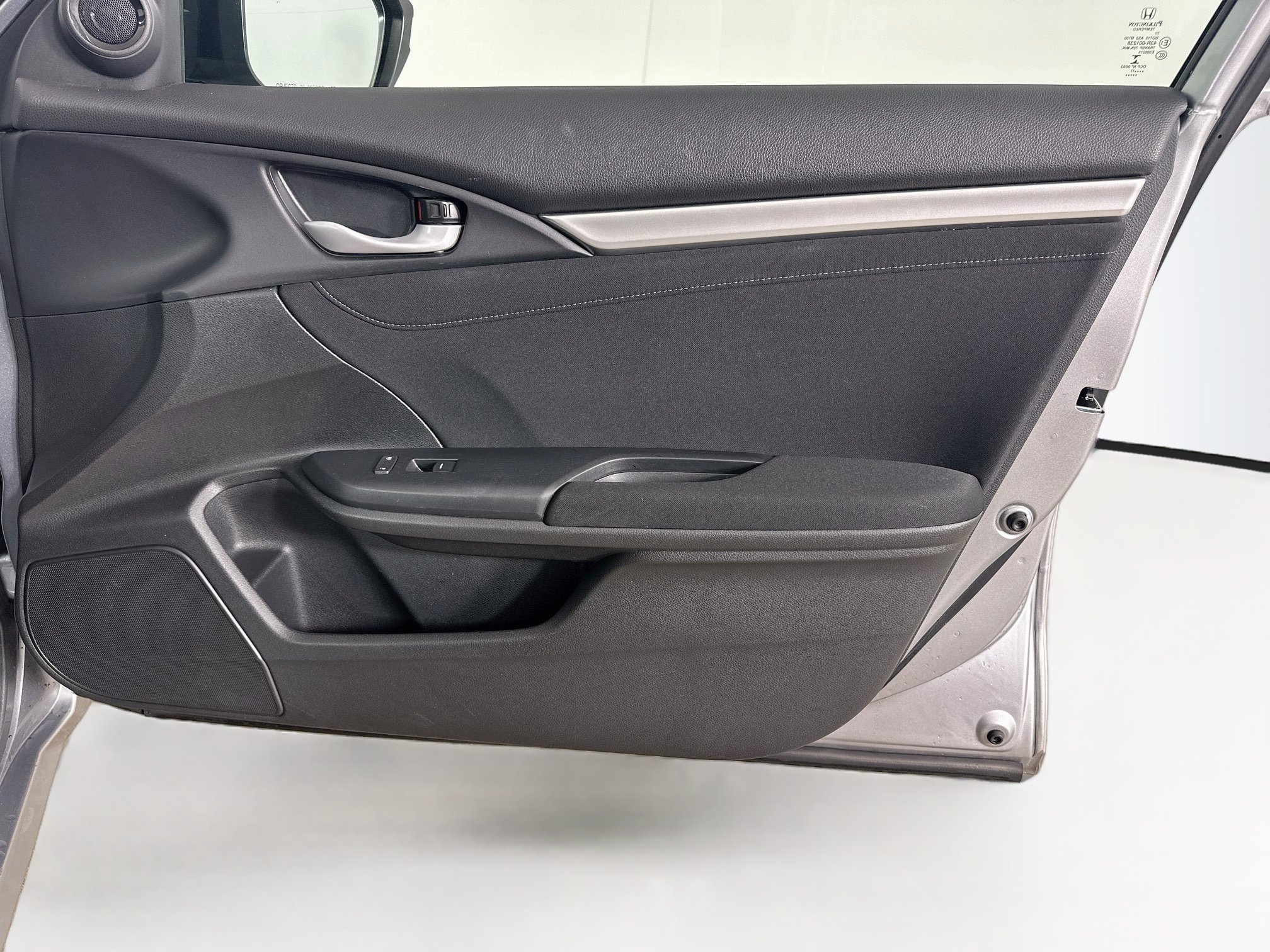 Used 2017 Honda Civic EX image 31