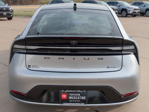 New 2026 Toyota Prius Plug-In Hybrid image 20