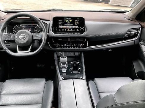 Certified 2023 Nissan Rogue SL w/ SL Premium Package FWD image 16