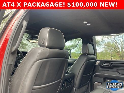 Used 2025 GMC Sierra 2500 AT4X image 19