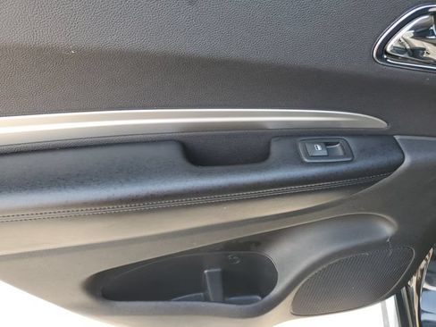 Used 2016 Dodge Durango SXT w/ Quick Order Package 23B AWD/4WD image 16