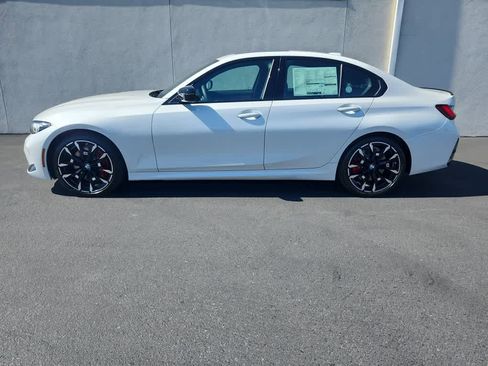 New 2026 BMW 330i Sedan w/ M Sport Package RWD image 4
