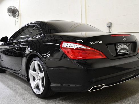 Used 2016 Mercedes-Benz SL 550 image 28