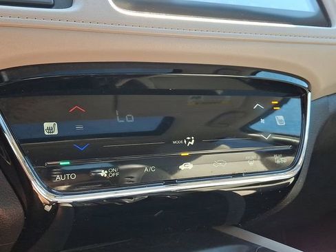 Used 2018 Honda HR-V EX image 16