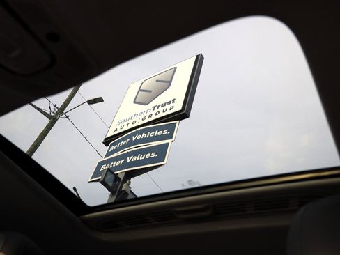 Used 2018 Audi A4 2.0T Premium w/ Convenience Package image 12