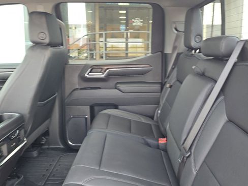 Used 2024 GMC Sierra 1500 SLT w/ SLT Premium Plus Package image 15