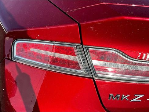 Used 2018 Lincoln MKZ Select w/ Select Plus Package FWD image 18