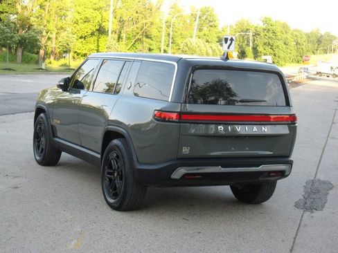 Used 2023 Rivian R1S Launch Edition AWD/4WD image 12