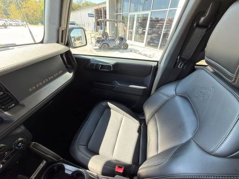 Used 2025 Ford Bronco Badlands AWD/4WD image 23