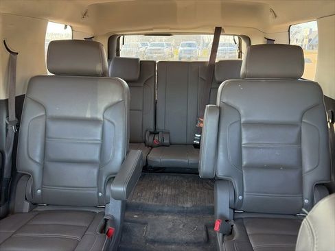 Used 2020 GMC Yukon Denali w/ Denali Premium Package image 14