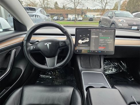 Used 2021 Tesla Model 3 Long Range image 11