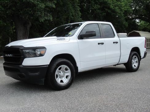Used 2023 RAM 1500 Tradesman w/ Tradesman Group AWD/4WD image 3
