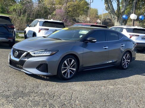 Used 2019 Nissan Maxima 3.5 SL w/ Floor Mat Group FWD image 3
