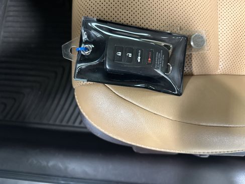 Used 2017 Lexus ES 350 w/ Navigation System Package image 36