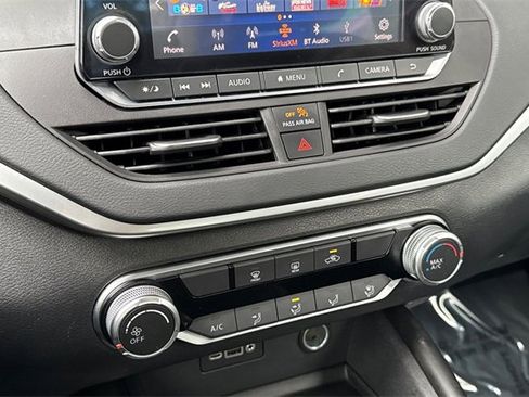 Used 2022 Nissan Altima 2.5 SR image 30