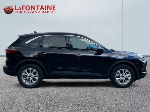 Used 2023 Ford Escape Active AWD/4WD image 8