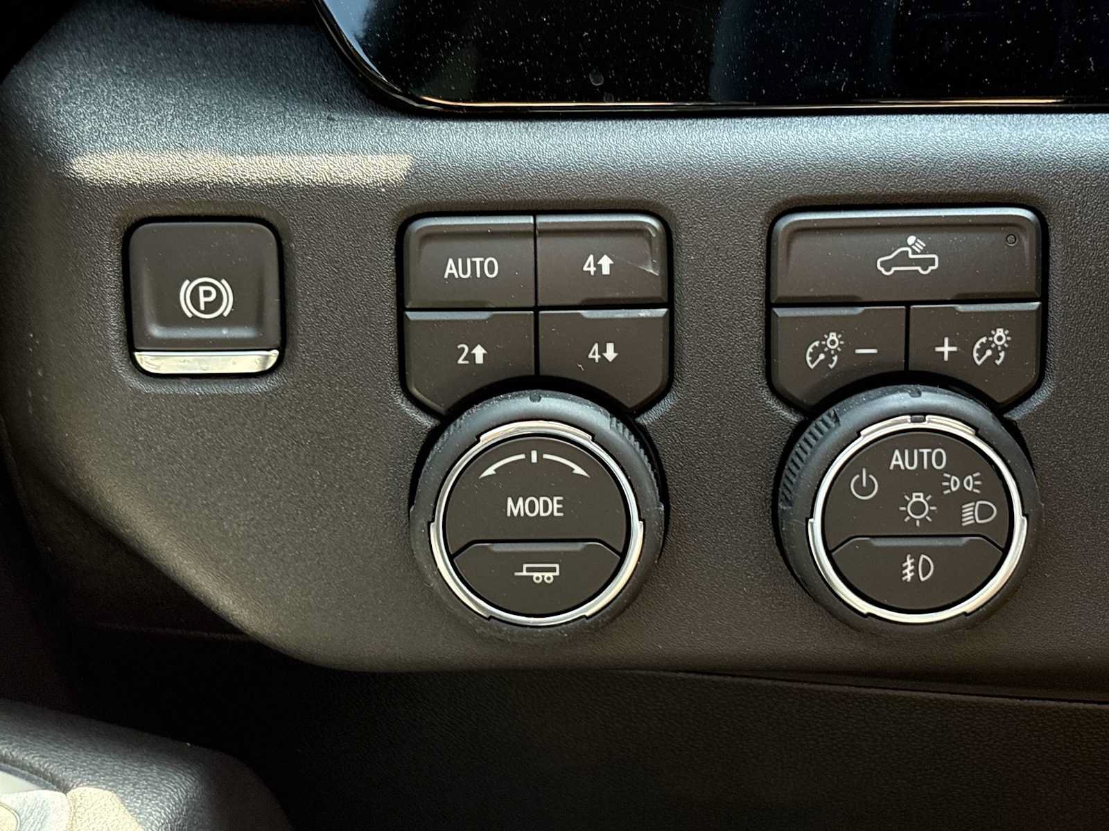 New 2026 Chevrolet Silverado 1500 RST w/ Z71 Off-Road Package AWD/4WD image 34