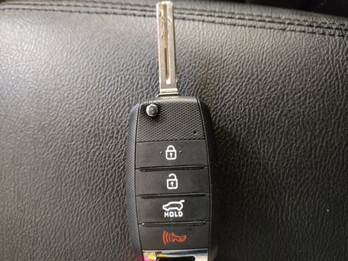 Used 2019 Kia Sportage LX FWD image 32