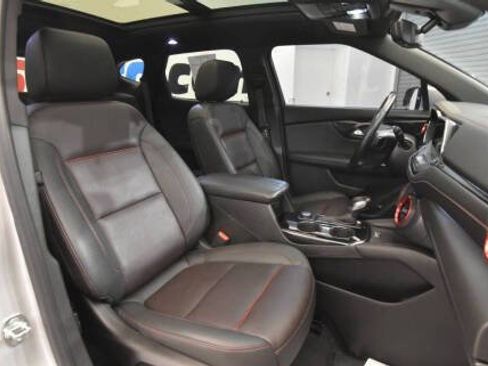 Used 2022 Chevrolet Blazer RS w/ Driver Confidence II Package AWD/4WD image 17