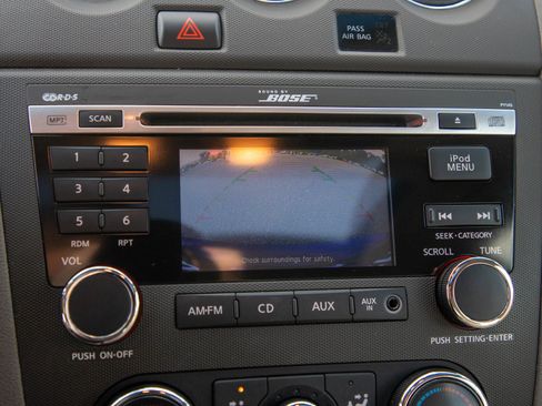 Used 2011 Nissan Altima 2.5 SL w/ 2.5SL Pkg FWD image 26