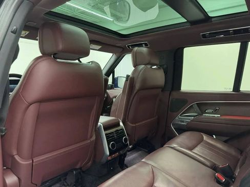 Used 2024 Land Rover Range Rover SE AWD/4WD image 13
