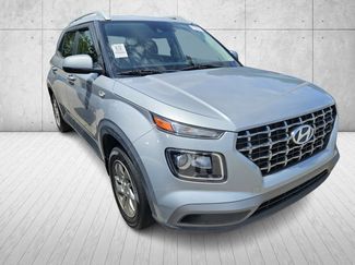 Used 2020 Hyundai Venue SEL image 1