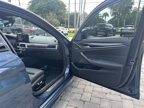 Used 2023 BMW 540i w/ M Sport Package RWD image 23