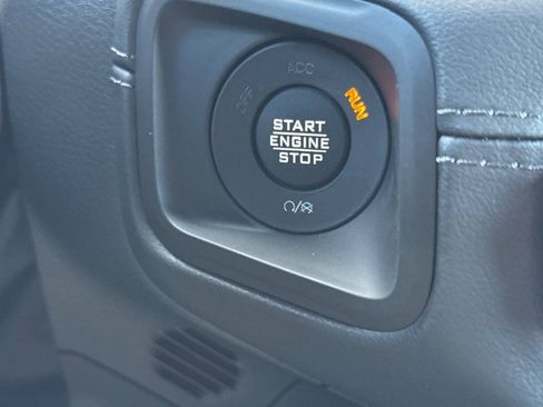 New 2025 Jeep Wrangler Sahara image 28