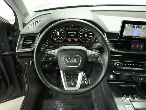 Used 2020 Audi Q5 2.0T Premium Plus w/ Premium Plus Package image 24