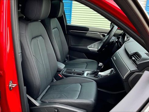 Used 2023 Audi Q3 2.0T Premium Plus image 9