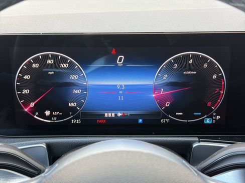 Used 2026 Mercedes-Benz GLB 250 image 17
