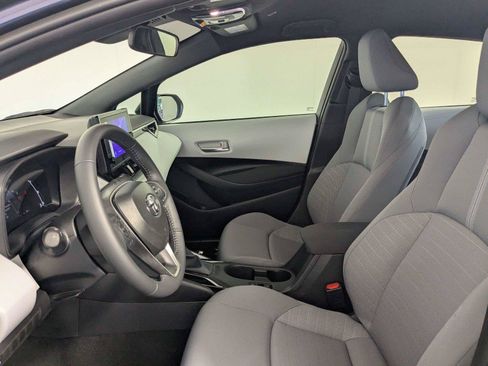 Used 2026 Toyota Corolla SE FWD image 11