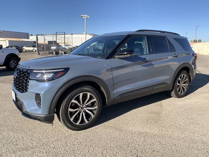 Used 2025 Ford Explorer ST-Line w/ Premium Package
