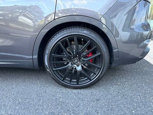 Certified 2023 Maserati Levante Modena AWD/4WD image 5