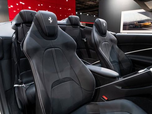 Used 2025 Ferrari Roma Spider image 42