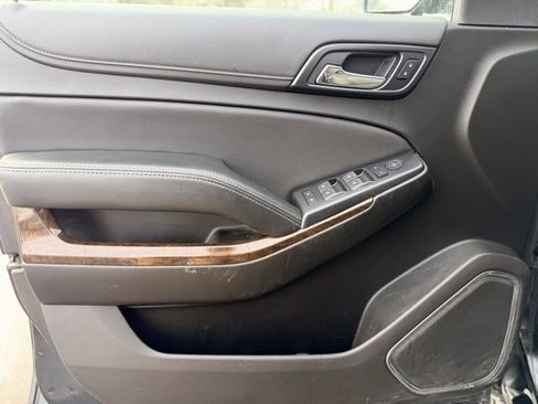 Used 2019 Chevrolet Tahoe LS image 19