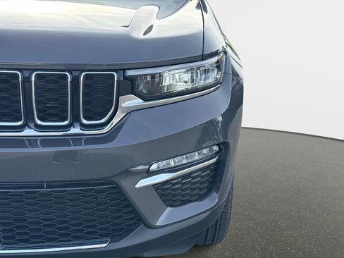 New 2025 Jeep Grand Cherokee Limited AWD/4WD image 10