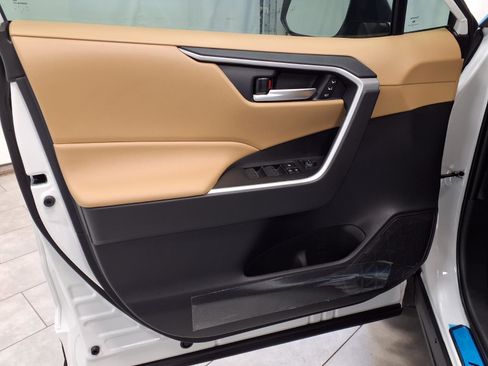 New 2025 Toyota RAV4 XLE Premium image 27