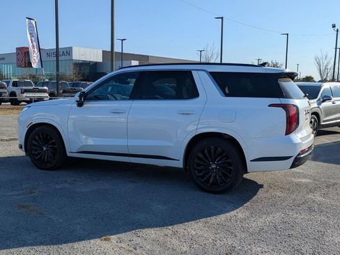 Used 2024 Hyundai Palisade Calligraphy image 5