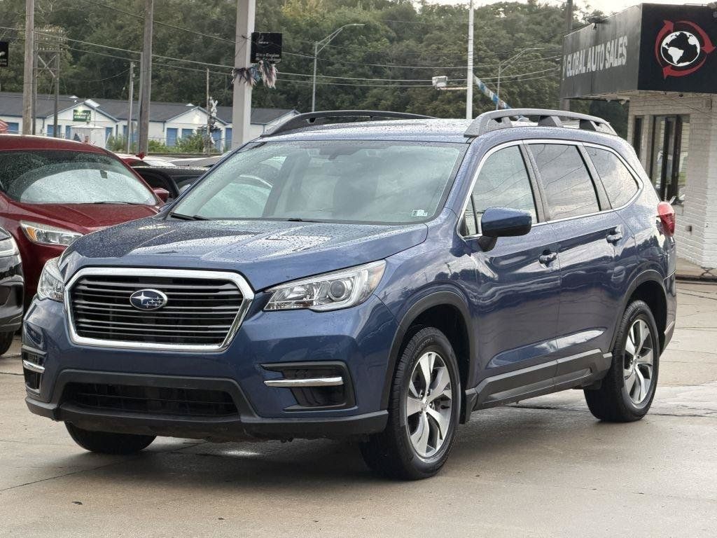Used 2020 Subaru Ascent Premium w/ Convenience Package AWD/4WD image 3