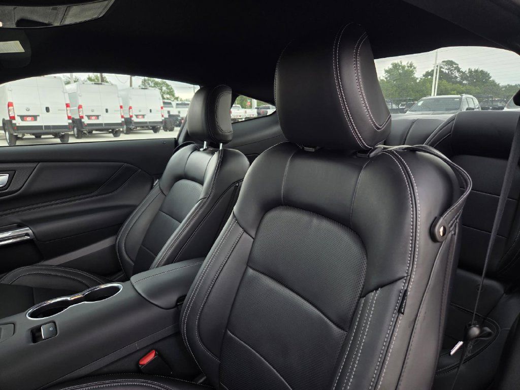 Used 2026 Ford Mustang Premium RWD image 14